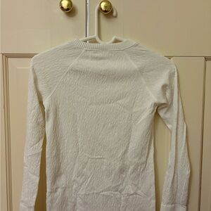 Lululemon Long Sleeve Swiftly Tech in White with Texture